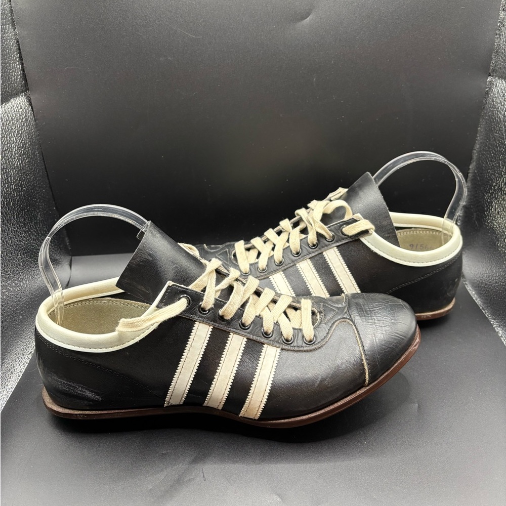 Vintage Adidas Leather Soccer Cleats 1960s-70s Black Cream 3-Stripe UK 8 US 8.5